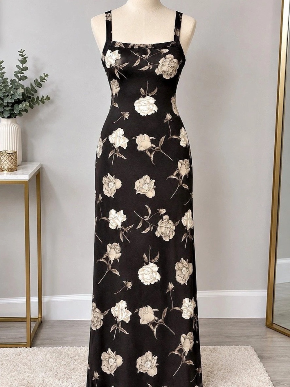 Ivy Floral Maxi Dress in Black & White Like New